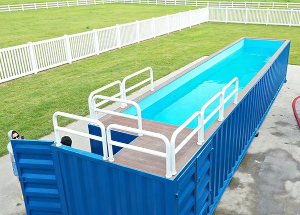 集装箱游泳池