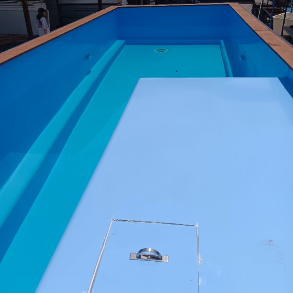 外贸集装箱泳池