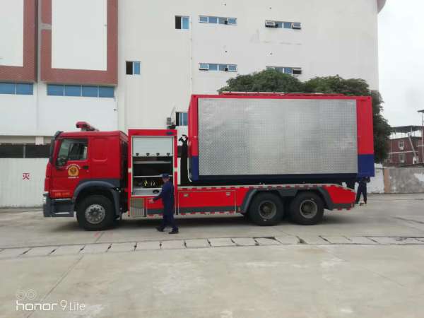 消防指挥方舱03