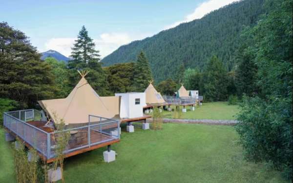 松赞帐篷民宿基地