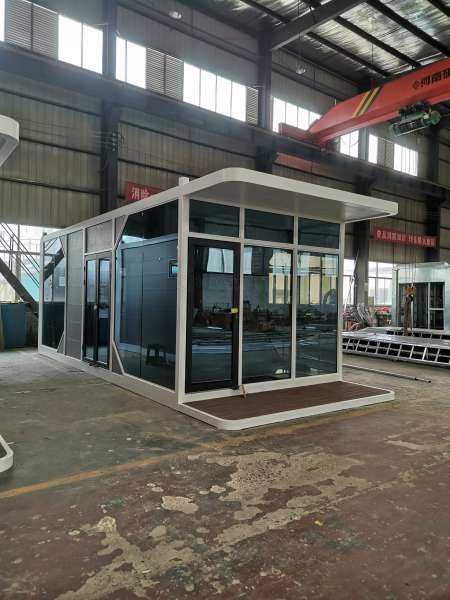 阿坝州雕花板民宿