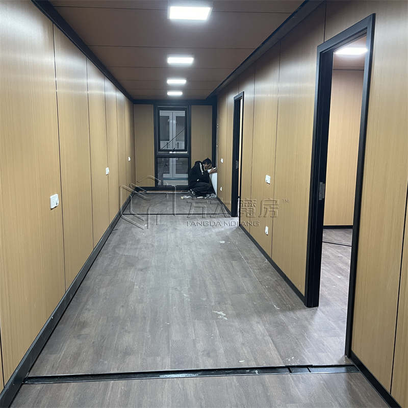 拓展式移动住房