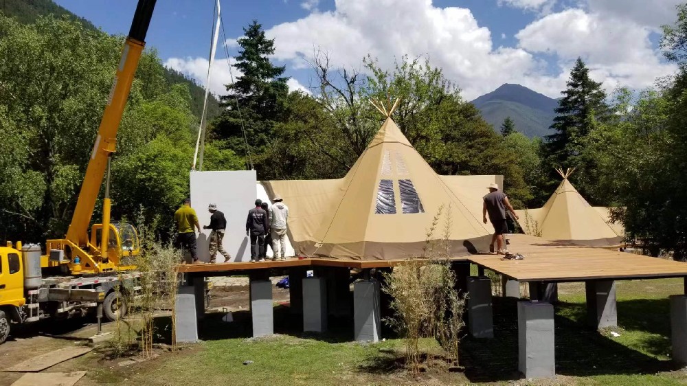 松赞民宿帐篷厕所